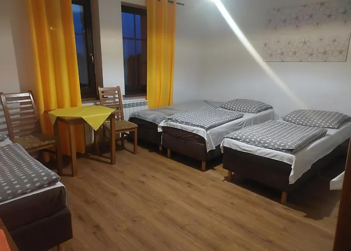 Jurajski בית הארחה